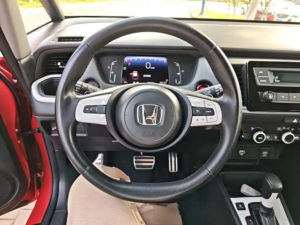 Honda Fit — фото 10
