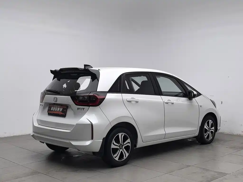 Honda Fit — фото 2