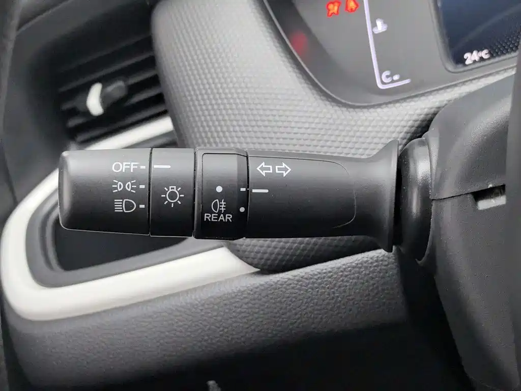 Honda Fit — фото 21