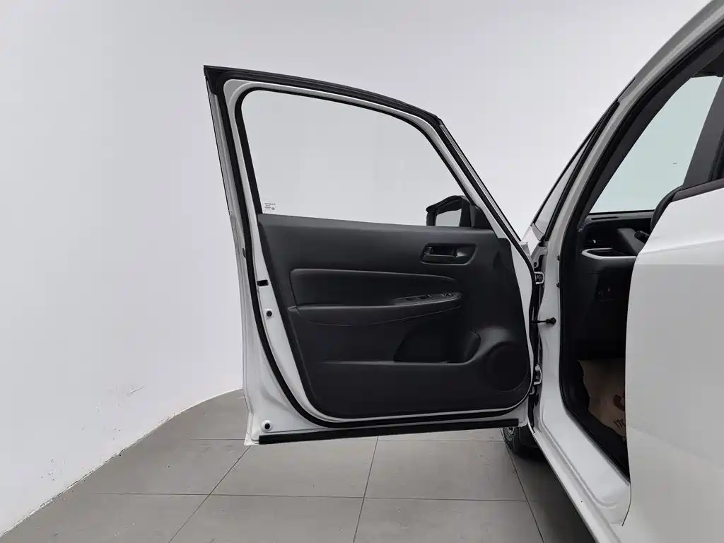 Honda Fit — фото 8