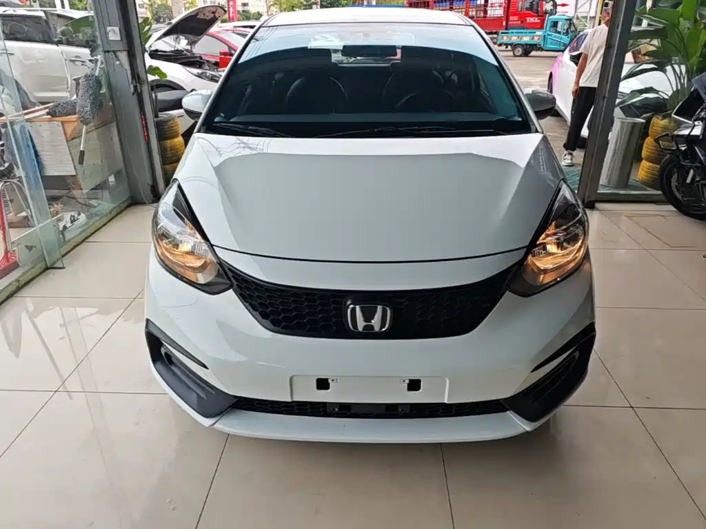Honda Fit — фото 2