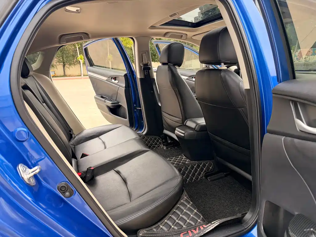 Honda Civic — фото 13