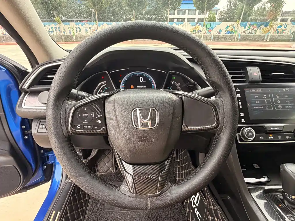 Honda Civic — фото 8