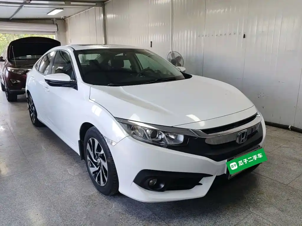 Honda Civic — фото 3