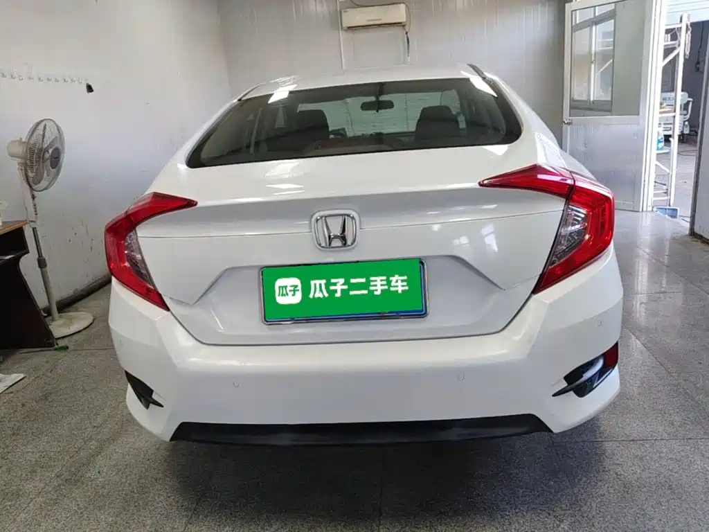 Honda Civic — фото 5
