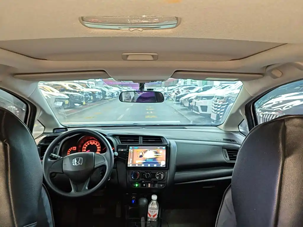Honda Fit — фото 17