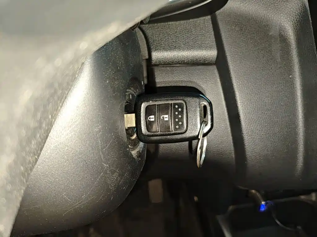 Honda Fit — фото 8