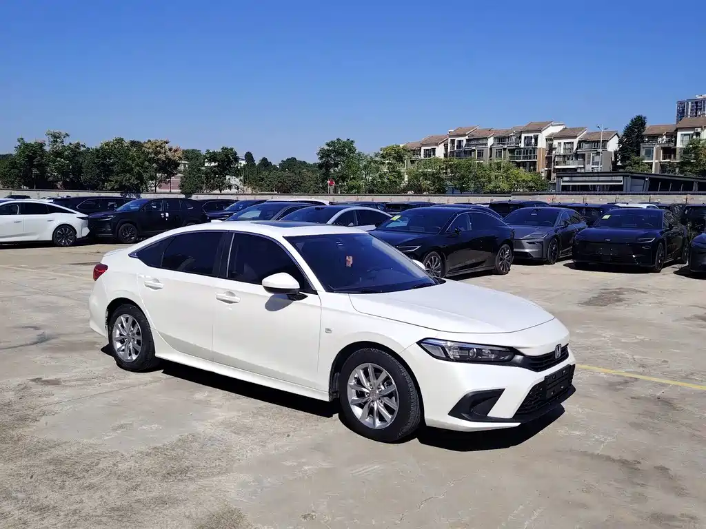 Honda Civic — фото 3