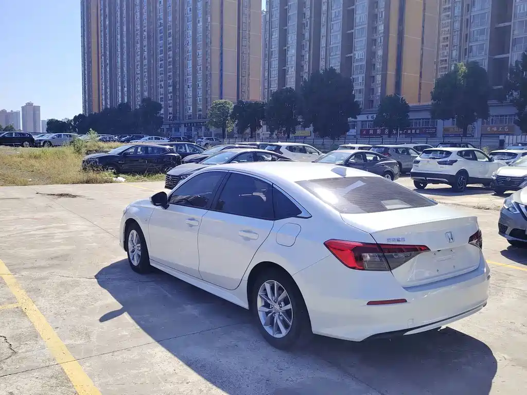 Honda Civic — фото 9