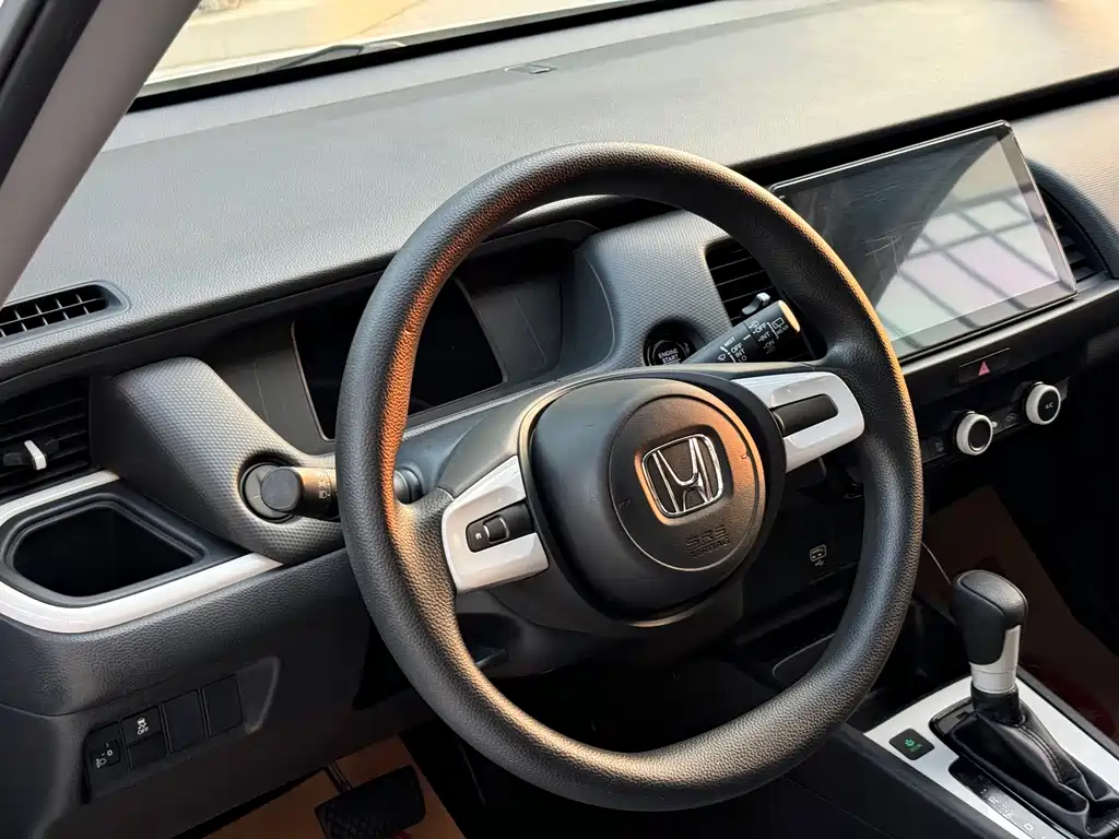 Honda Fit — фото 5