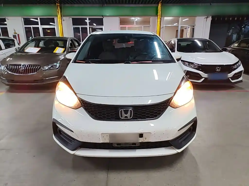 Honda Fit — фото 2