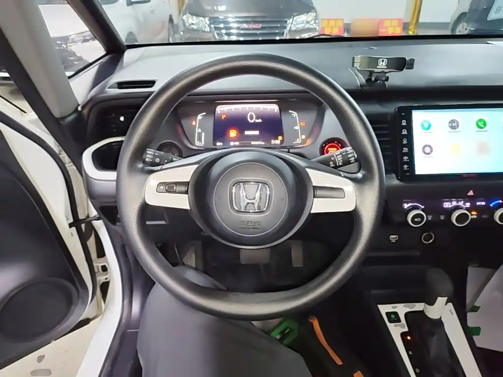 Honda Fit — фото 10