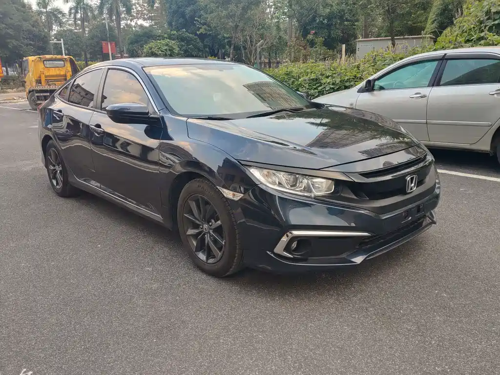 Honda Civic — фото 3