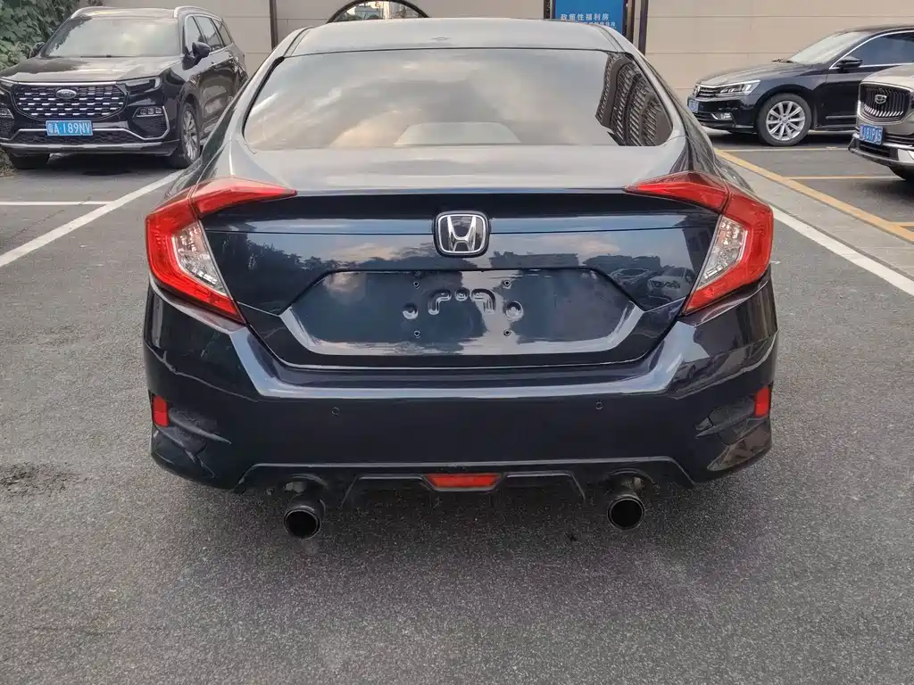 Honda Civic — фото 5