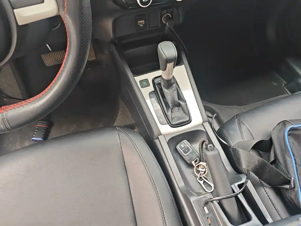 Honda Fit — фото 13