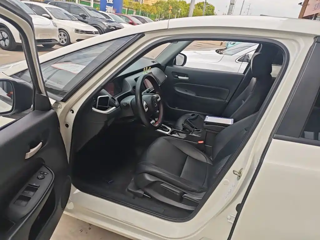 Honda Fit — фото 14