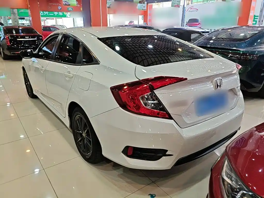Honda Civic — фото 4