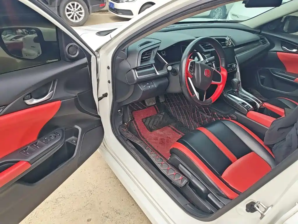 Honda Civic — фото 15