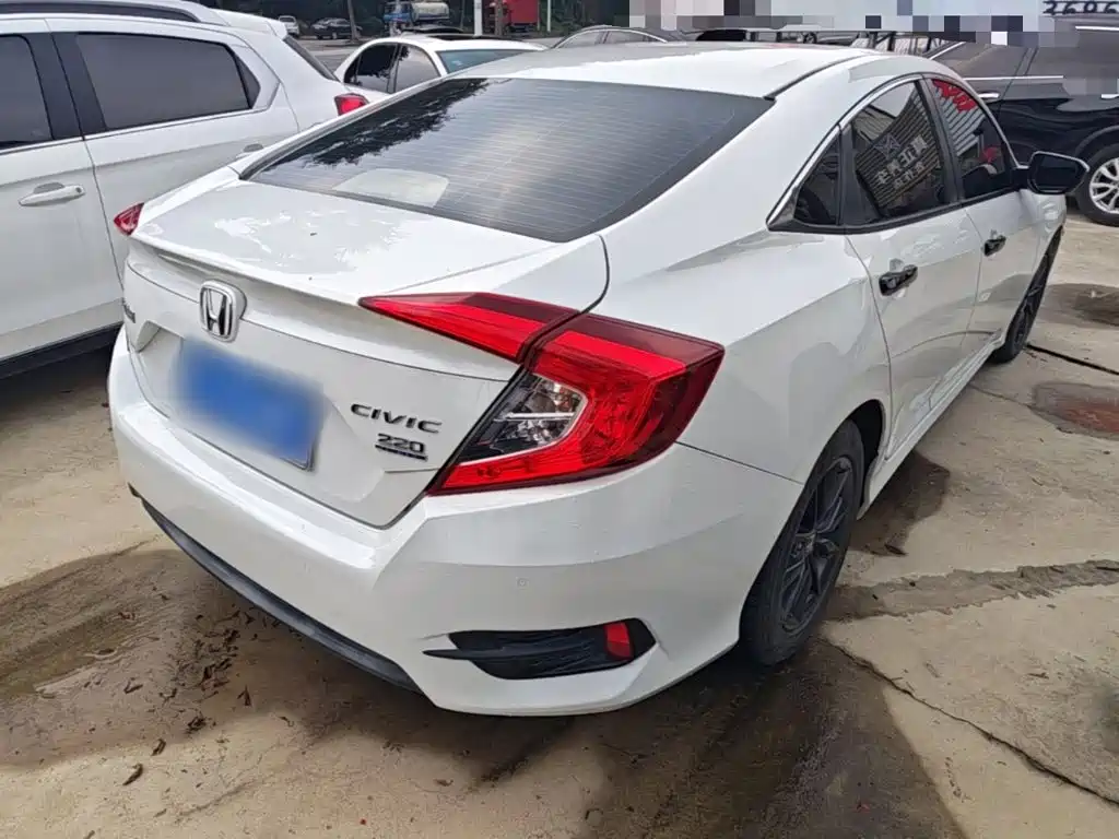 Honda Civic — фото 6