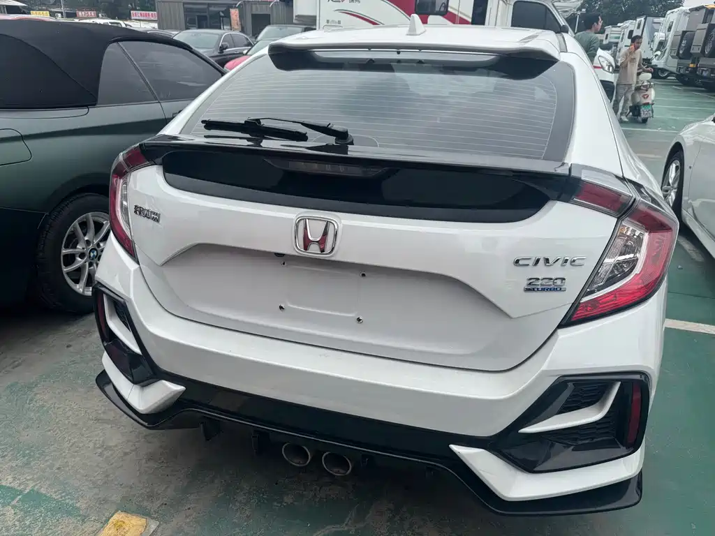 Honda Civic — фото 13