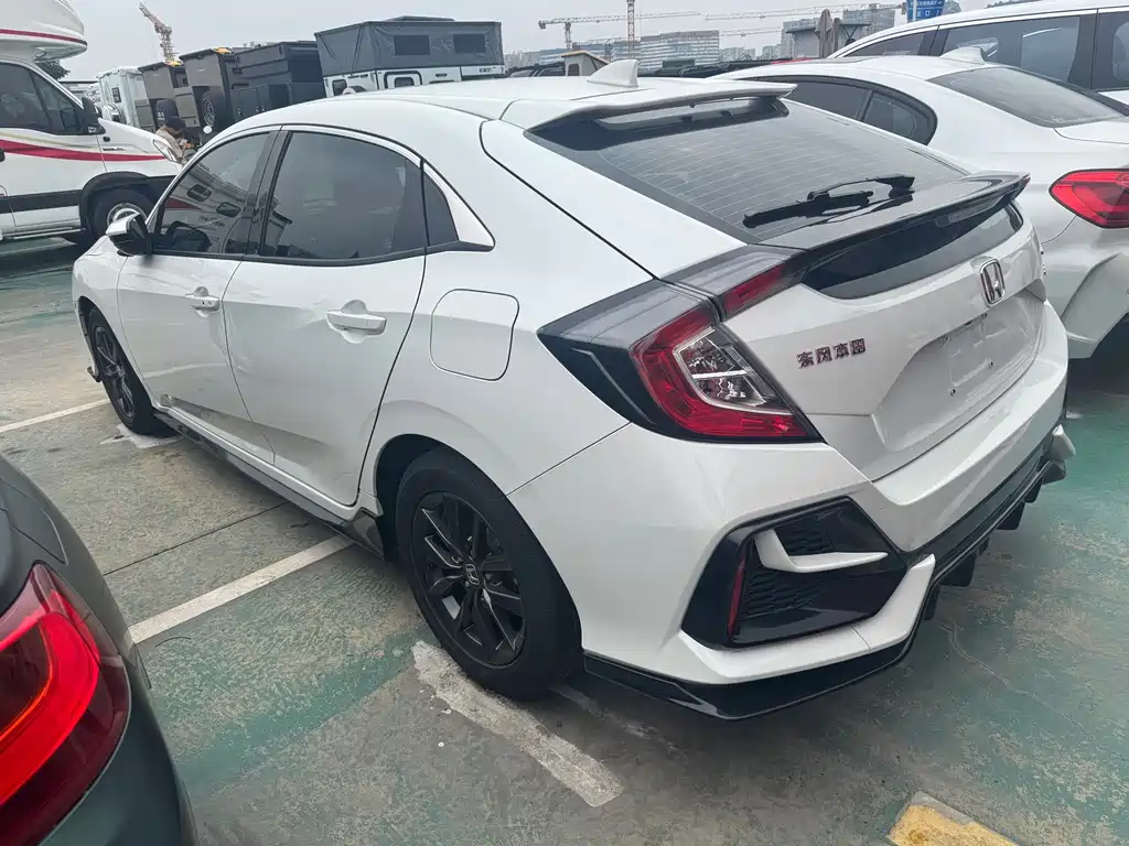 Honda Civic — фото 15