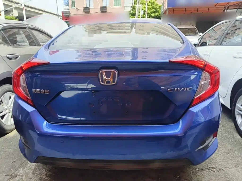 Honda Civic — фото 5