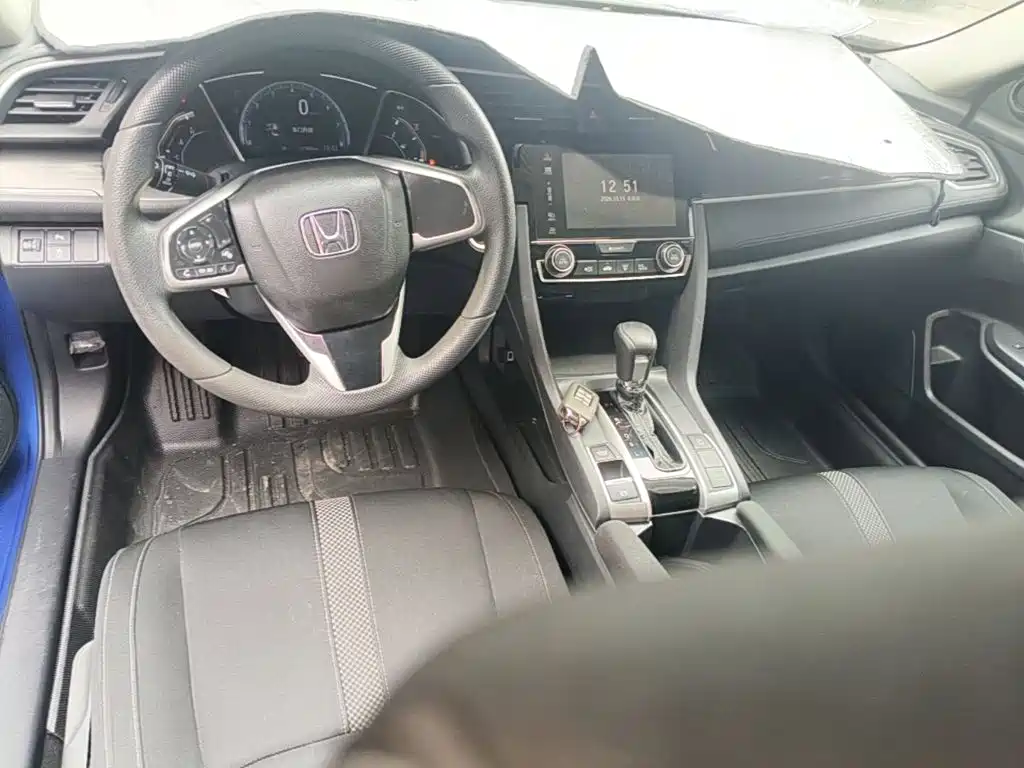 Honda Civic — фото 9