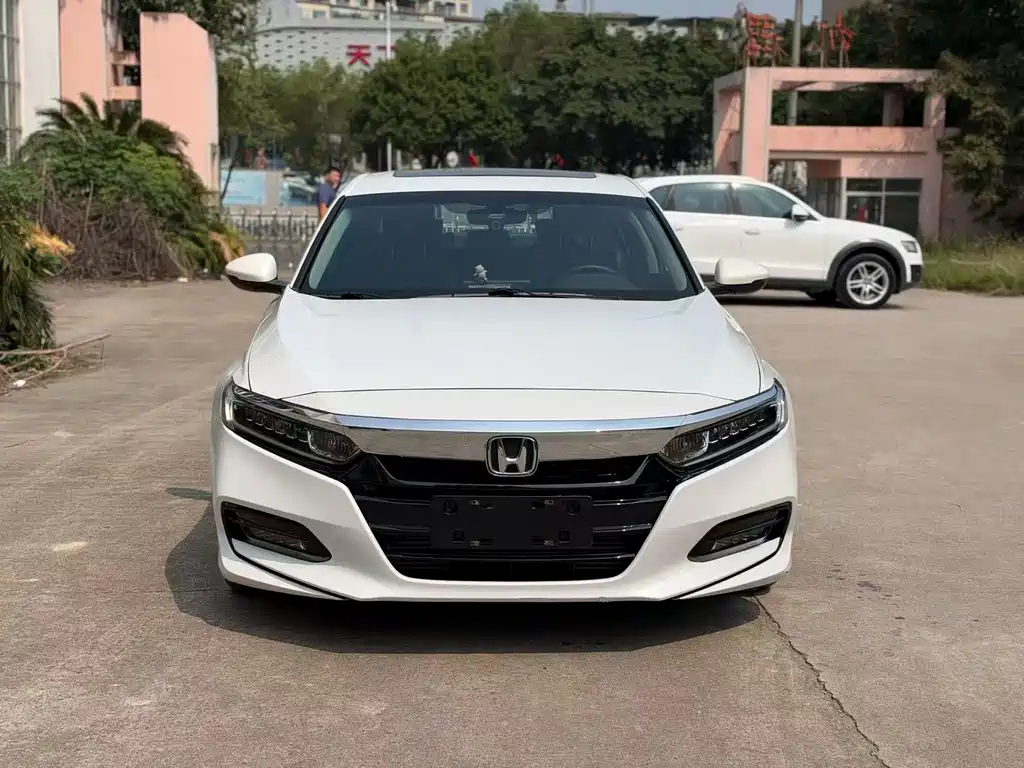 Honda Accord — фото 2