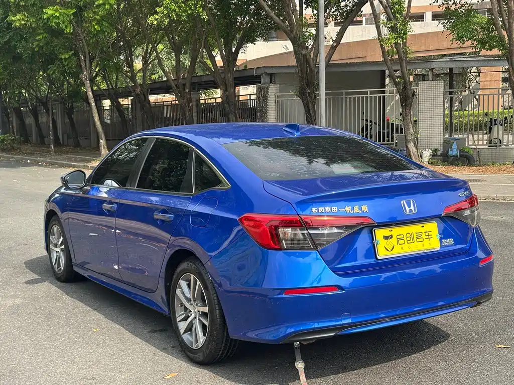 Honda Civic — фото 6