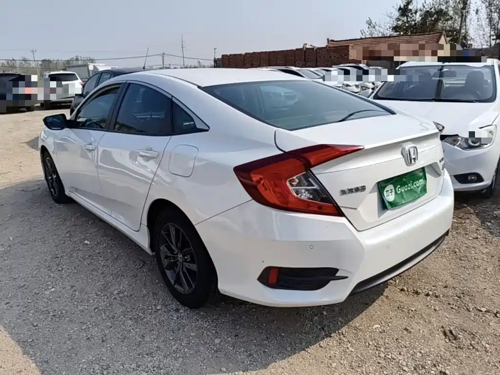 Honda Civic — фото 4