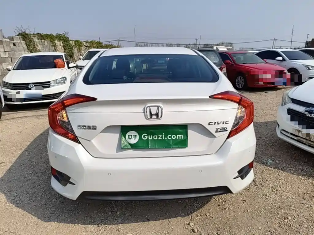 Honda Civic — фото 5