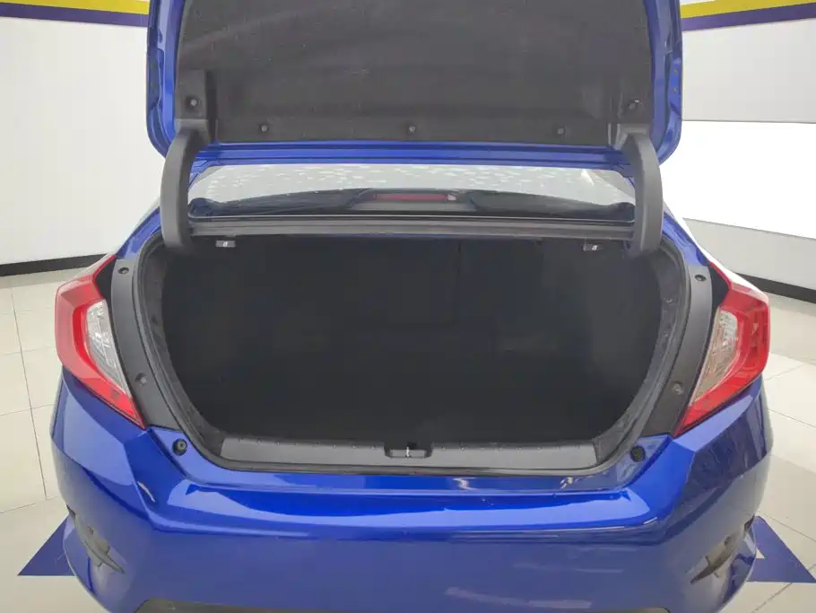 Honda Civic — фото 4