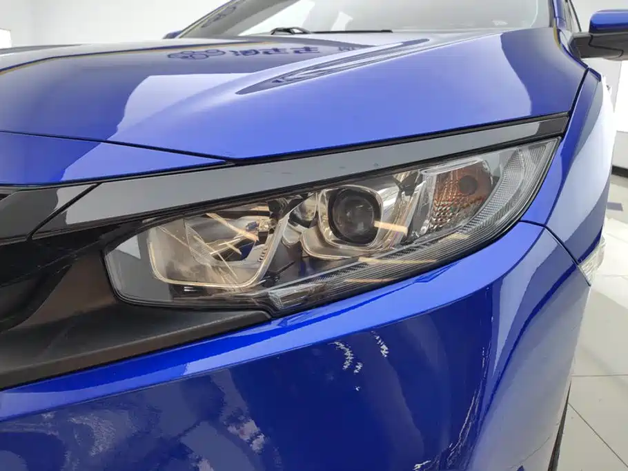 Honda Civic — фото 5