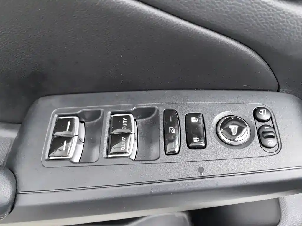 Honda Civic — фото 9