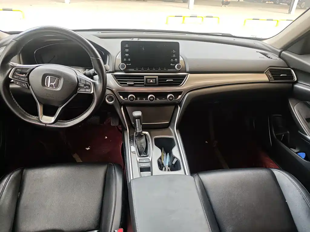 Honda Accord — фото 5