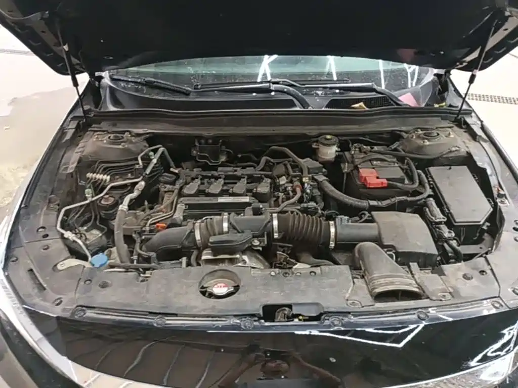 Honda Accord — фото 19