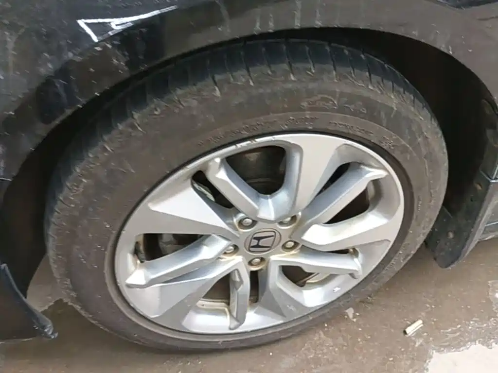 Honda Accord — фото 22