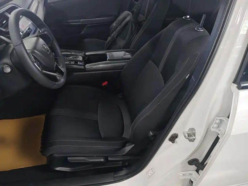 Honda Civic — фото 14