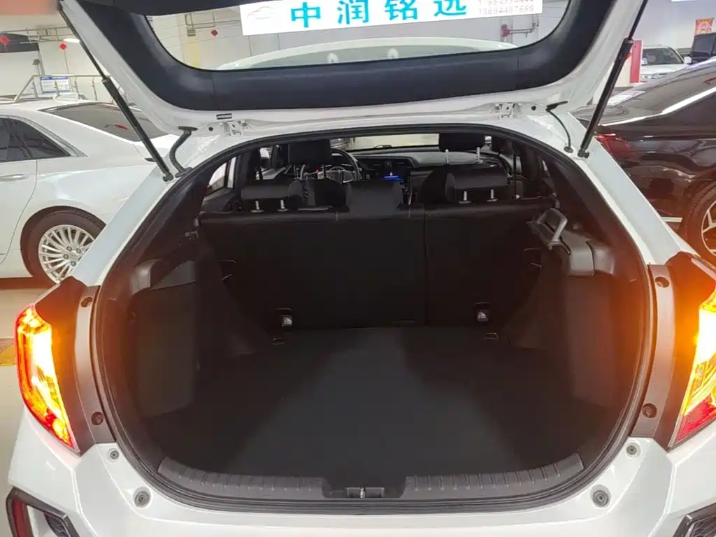 Honda Civic — фото 18