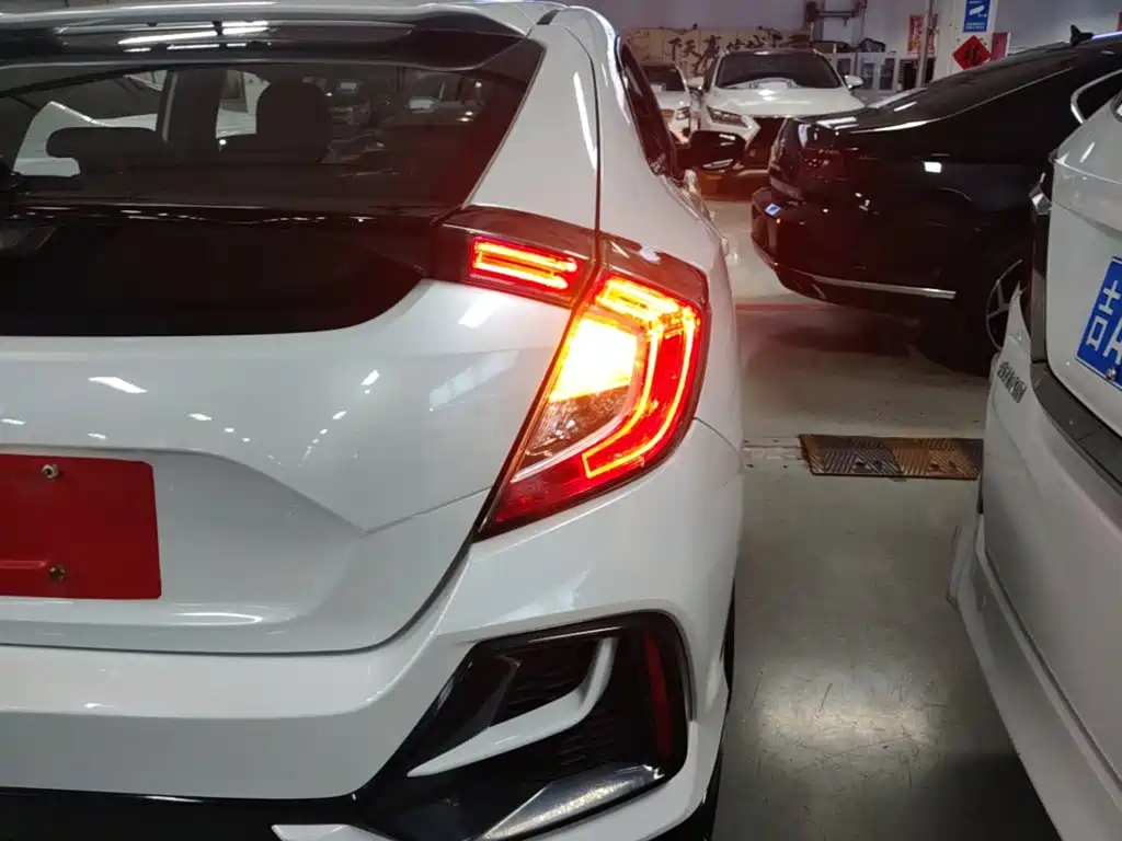 Honda Civic — фото 7
