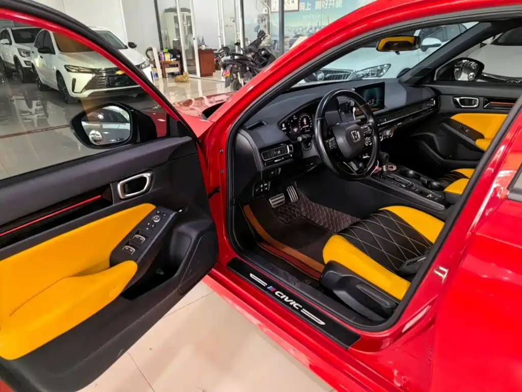 Honda Civic — фото 15