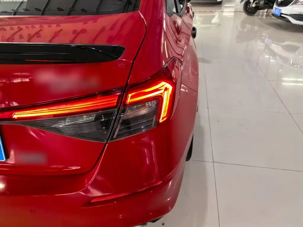 Honda Civic — фото 7