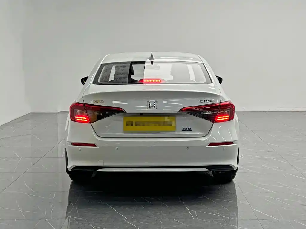Honda Civic — фото 5