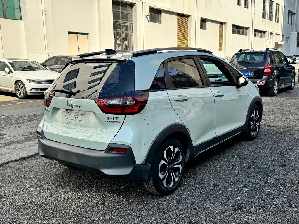 Honda Fit — фото 6