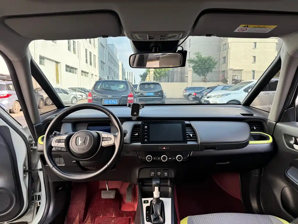 Honda Fit — фото 9