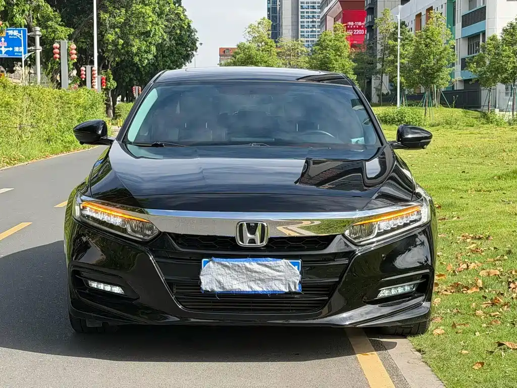 Honda Accord — фото 2
