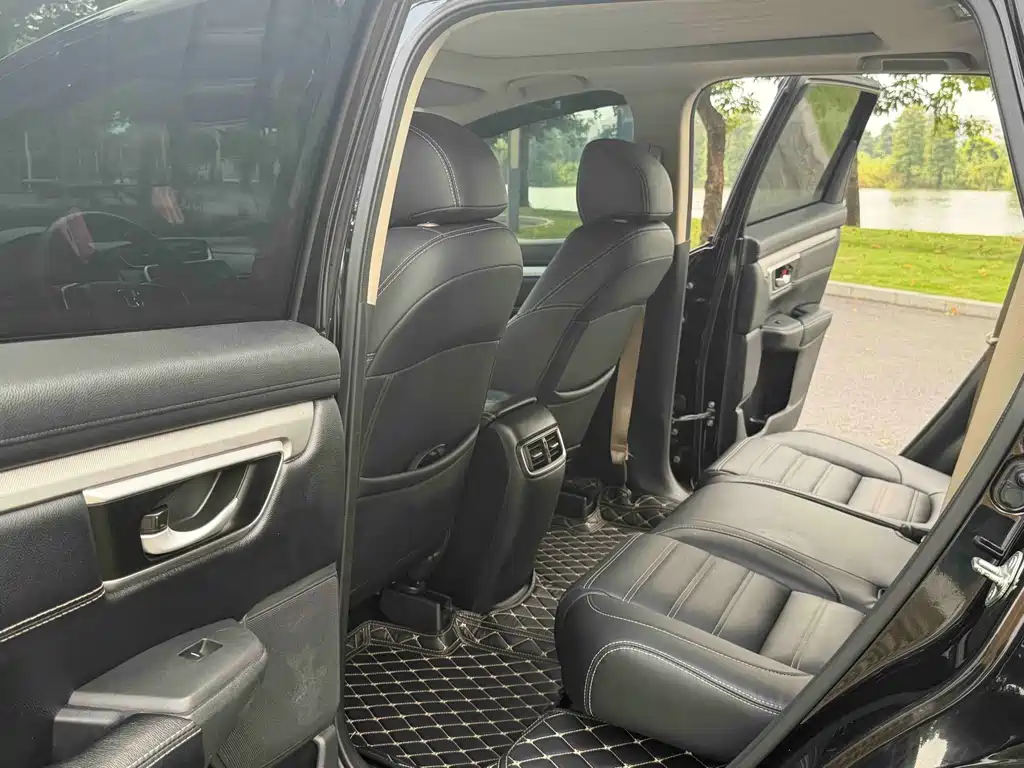 Honda CR-V — фото 7
