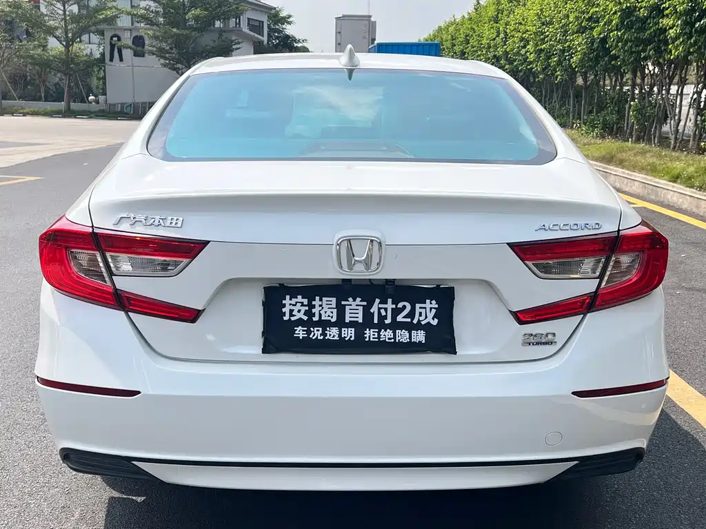 Honda Accord — фото 6