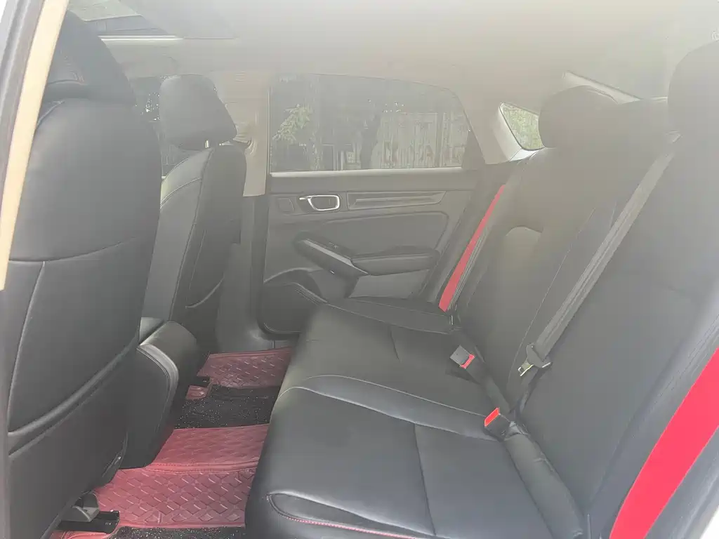 Honda Civic — фото 14