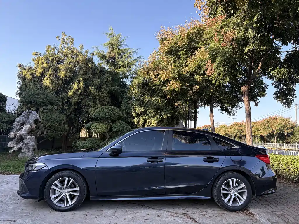 Honda Civic — фото 2